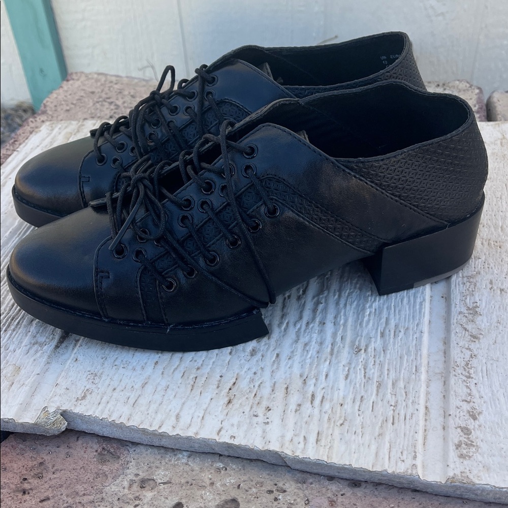 Kelsi Dagger Edgy Split-Sole Oxford Derby Boho